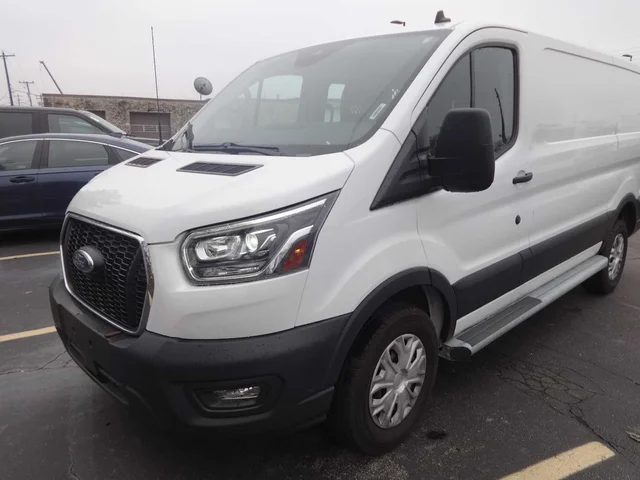 SEMINUEVOS FORD Transit Cargo Van a Estados en autogozo