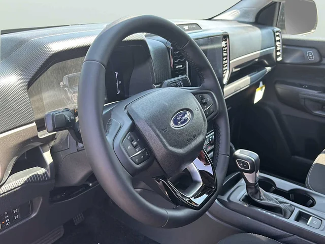 Nuevos FORD RANGER à Estados chez autogozo