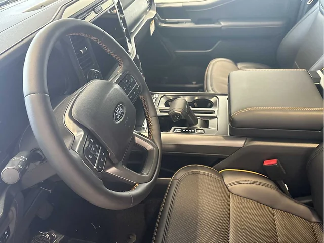 Nuevos FORD F-150 à Estados chez autogozo