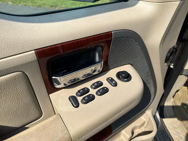SEMINUEVOS FORD F-150 at Mount Airy in Mount Airy Chrysler Dodge Jeep Ram Fiat