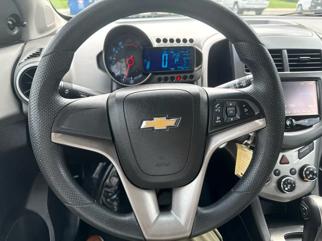 SEMINUEVOS CHEVROLET Sonic a Estados en autogozo