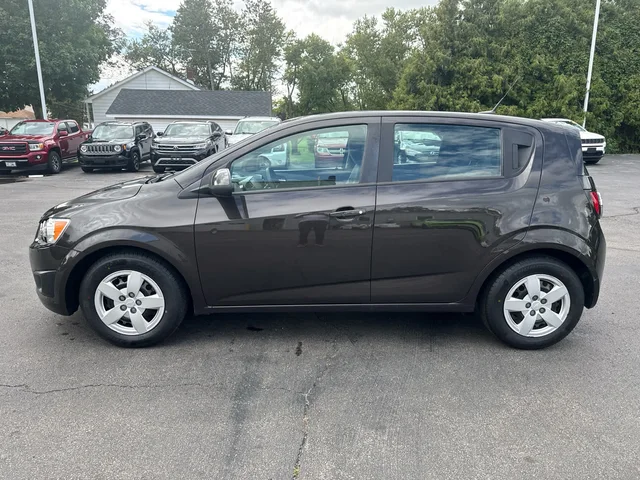 SEMINUEVOS CHEVROLET Sonic a Estados en autogozo