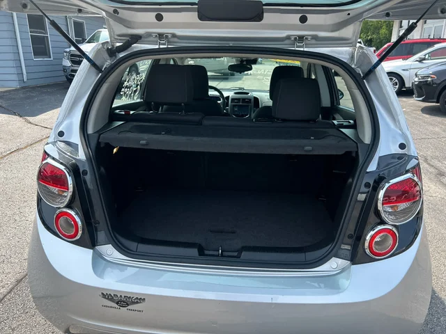 SEMINUEVOS CHEVROLET Sonic a Estados en autogozo