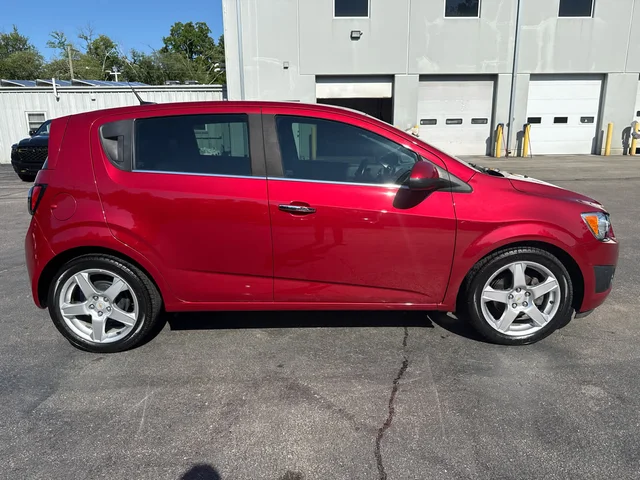 SEMINUEVOS CHEVROLET Sonic a Estados en autogozo