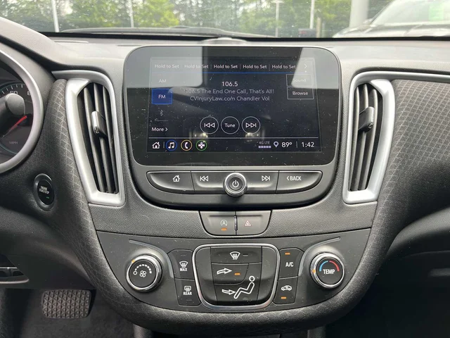 SEMINUEVOS CHEVROLET Malibu at Matthews in Liberty Buick GMC