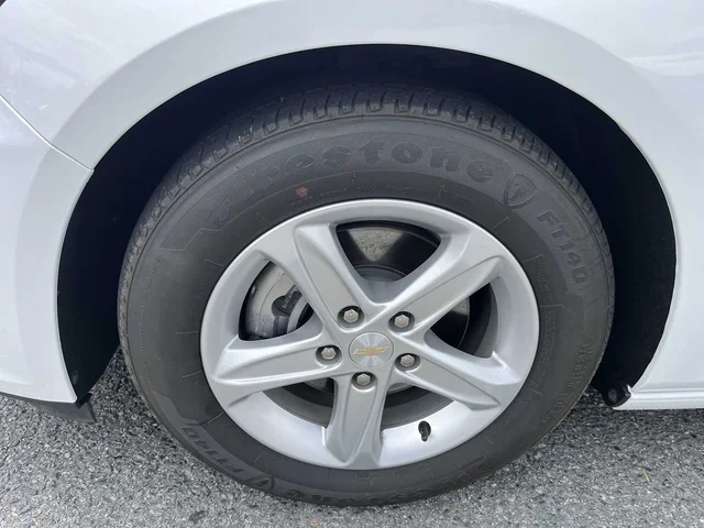 SEMINUEVOS CHEVROLET Malibu at Matthews in Liberty Buick GMC