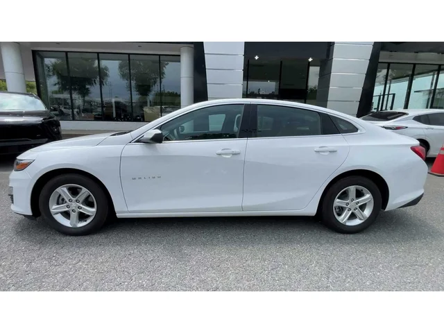 SEMINUEVOS CHEVROLET Malibu at Matthews in Liberty Buick GMC