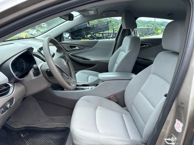SEMINUEVOS CHEVROLET Malibu at Matthews in Liberty Buick GMC