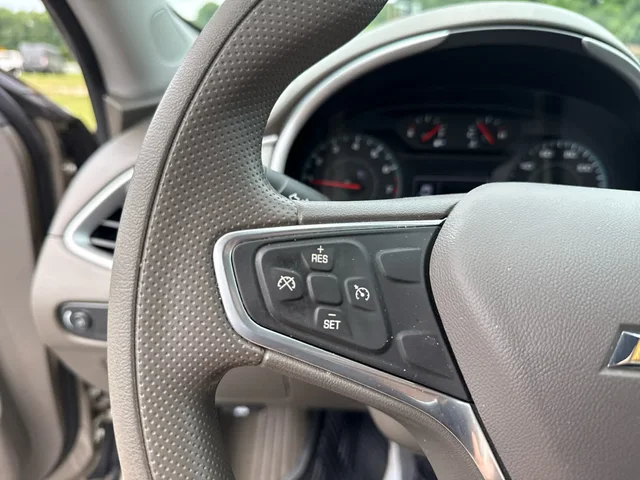 SEMINUEVOS CHEVROLET Malibu at Matthews in Liberty Buick GMC