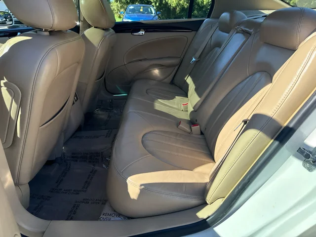 SEMINUEVOS BUICK Lucerne a Estados en autogozo