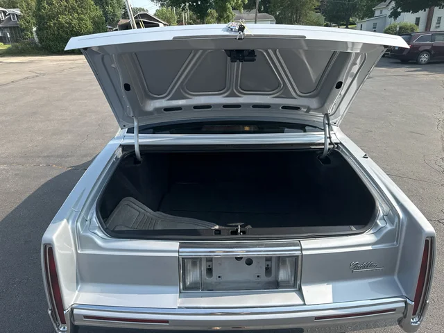 SEMINUEVOS CADILLAC Deville a Estados en autogozo