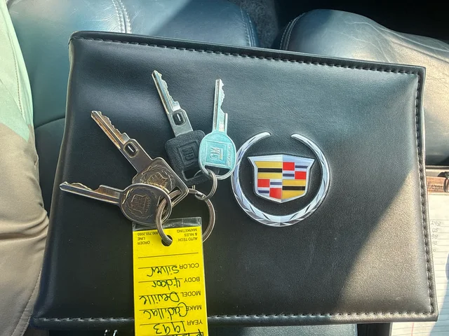 SEMINUEVOS CADILLAC Deville a Estados en autogozo