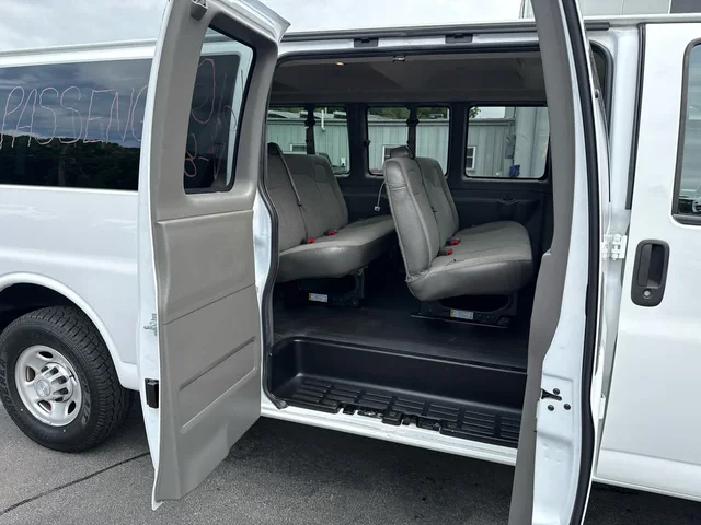SEMINUEVOS CHEVROLET Express Passenger a Estados en autogozo