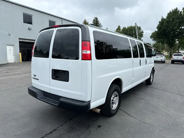 SEMINUEVOS CHEVROLET Express Passenger a Estados en autogozo