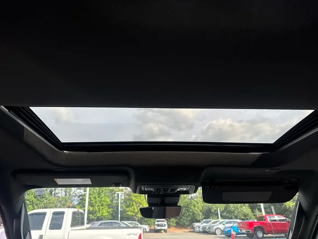 SEMINUEVOS CHEVROLET Silverado 1500 at Matthews in Liberty Buick GMC