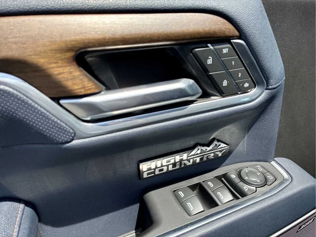 SEMINUEVOS CHEVROLET Silverado 1500 a Estados en autogozo