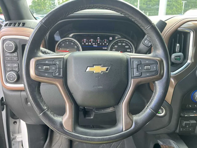 SEMINUEVOS CHEVROLET Silverado 1500 LTD at Matthews in Liberty Buick GMC