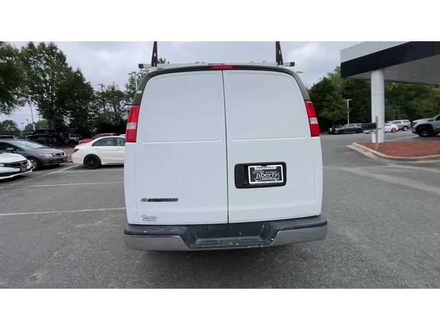 SEMINUEVOS CHEVROLET Express at Matthews in Liberty Buick GMC