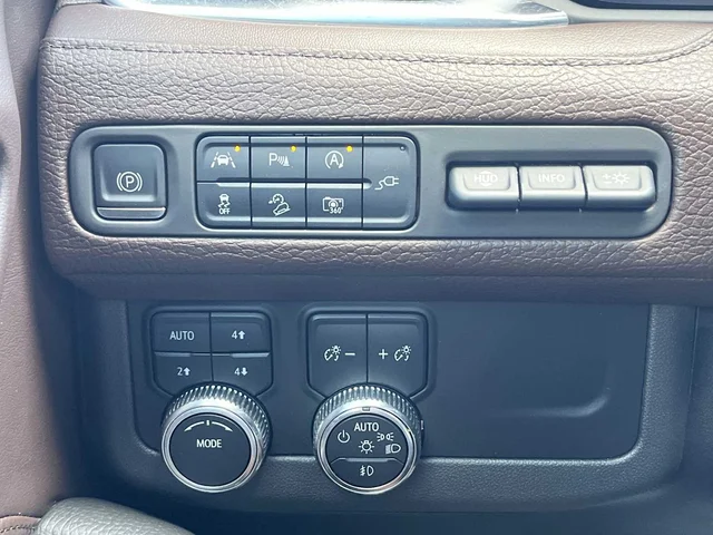 SEMINUEVOS GMC Yukon at Matthews in Liberty Buick GMC