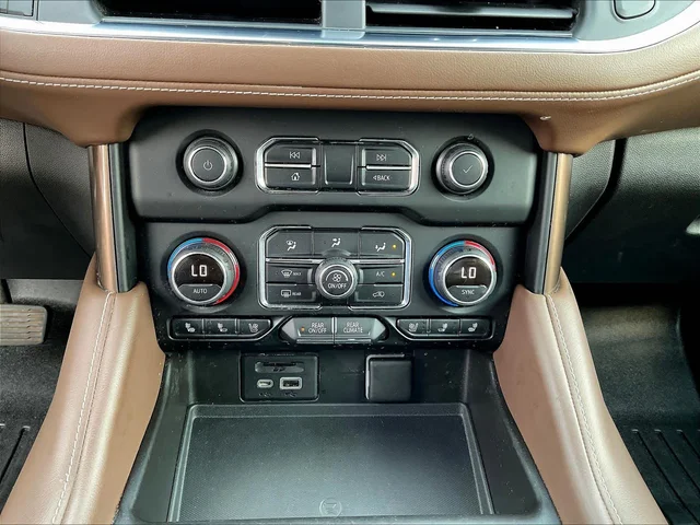 SEMINUEVOS CHEVROLET Suburban a Estados en autogozo