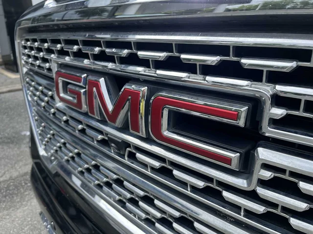 SEMINUEVOS GMC Sierra 1500 at Mt Airy in Mount Airy Toyota