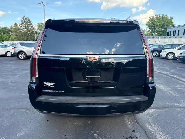 SEMINUEVOS CADILLAC Escalade a Estados en autogozo