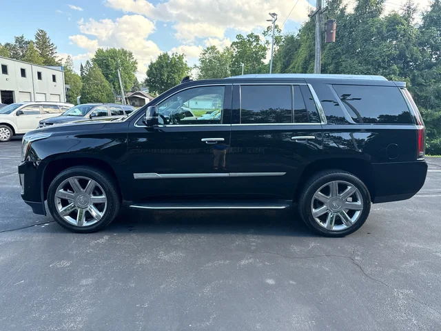 SEMINUEVOS CADILLAC Escalade a Estados en autogozo