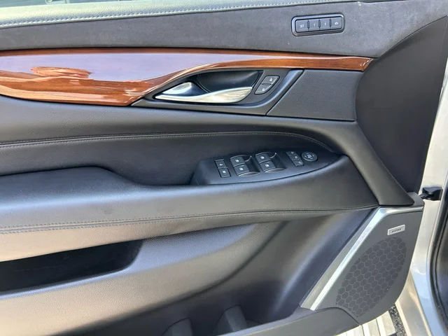 SEMINUEVOS CADILLAC Escalade a Estados en autogozo
