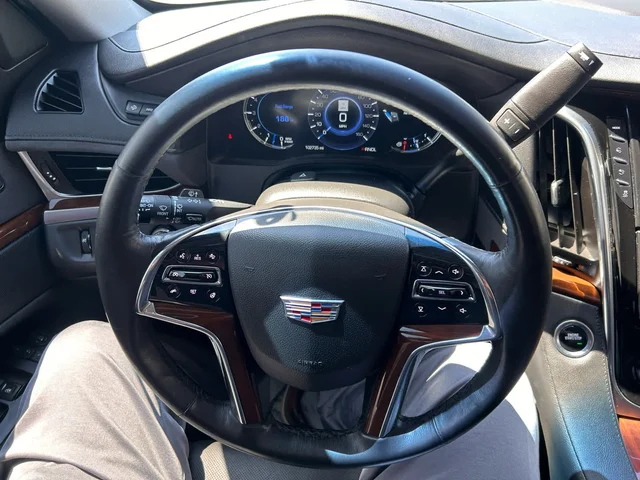 SEMINUEVOS CADILLAC Escalade a Estados en autogozo