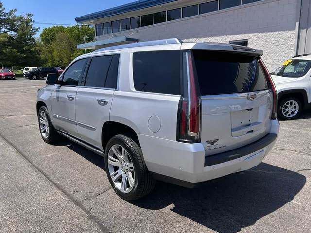 SEMINUEVOS CADILLAC Escalade a Estados en autogozo