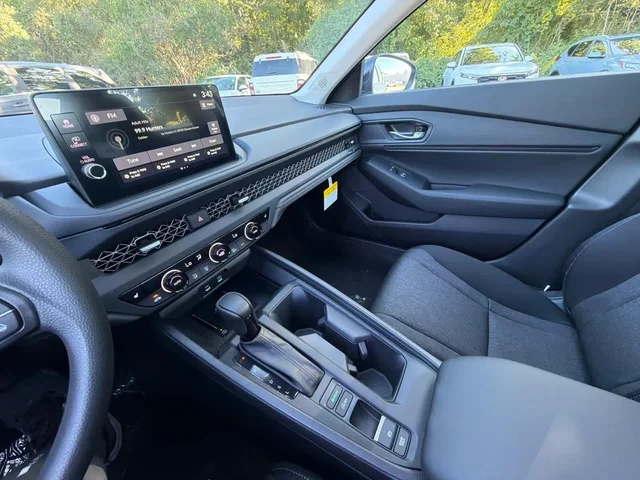 Nuevos HONDA ACCORD à Estados chez autogozo