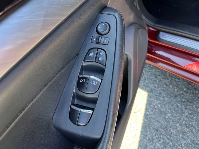 SEMINUEVOS NISSAN Maxima at Matthews in Liberty Buick GMC