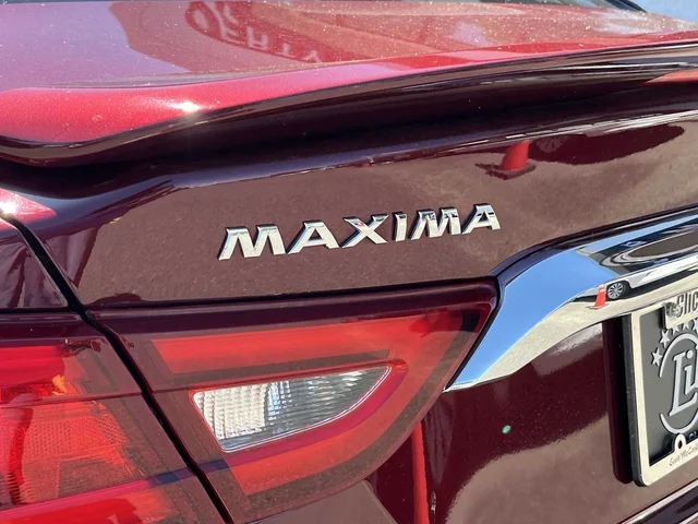 SEMINUEVOS NISSAN Maxima at Matthews in Liberty Buick GMC