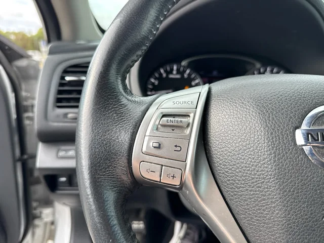 SEMINUEVOS NISSAN Altima at Matthews in Liberty Buick GMC