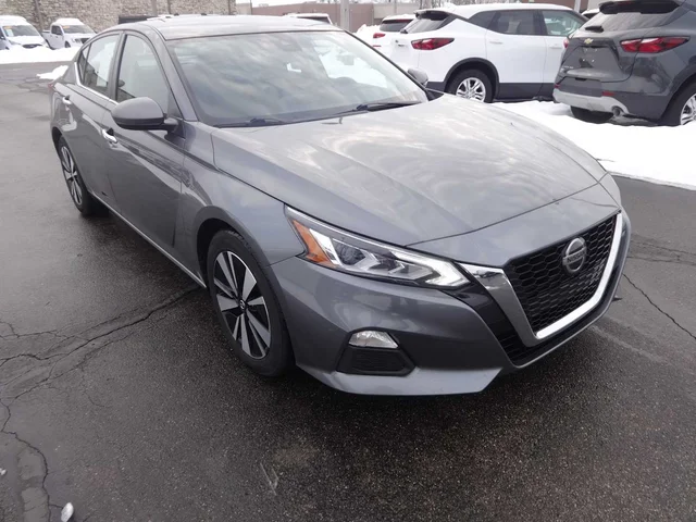 SEMINUEVOS NISSAN Altima a Estados en autogozo