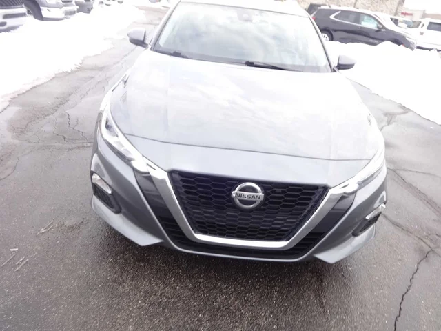 SEMINUEVOS NISSAN Altima a Estados en autogozo