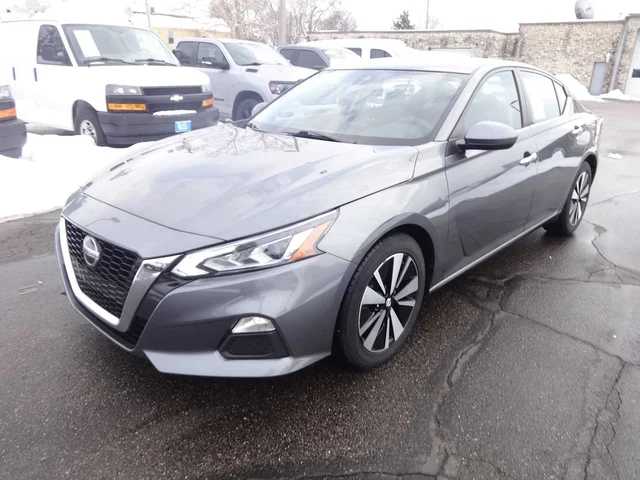 SEMINUEVOS NISSAN Altima a Estados en autogozo