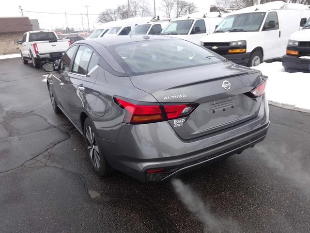 SEMINUEVOS NISSAN Altima a Estados en autogozo