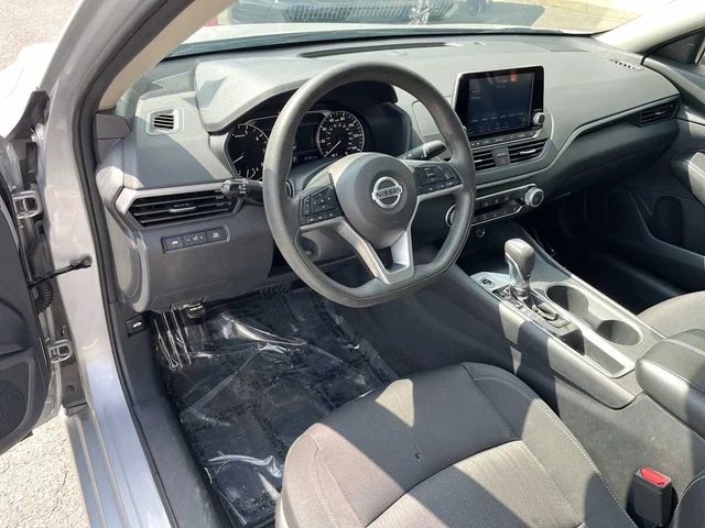SEMINUEVOS NISSAN Altima at Mt Airy in Mount Airy Toyota
