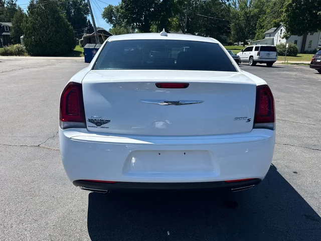 SEMINUEVOS CHRYSLER 300 a Estados en autogozo