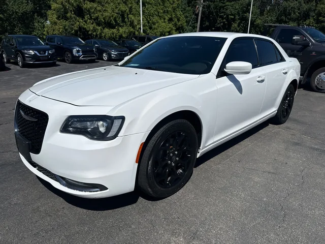 SEMINUEVOS CHRYSLER 300 a Estados en autogozo