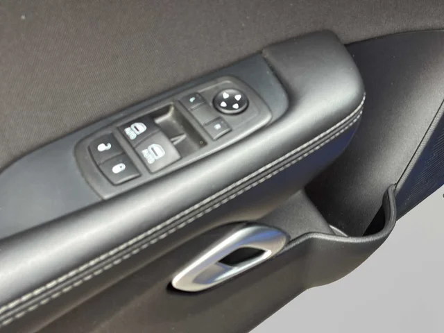 SEMINUEVOS DODGE Challenger a Estados en autogozo