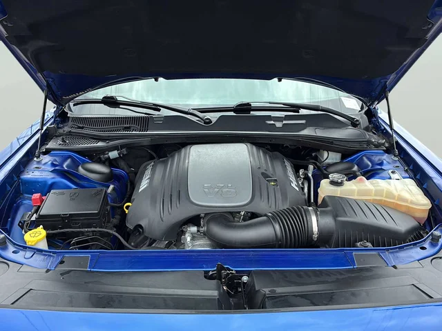 SEMINUEVOS DODGE Challenger a Estados en autogozo
