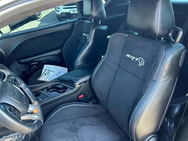 SEMINUEVOS DODGE Challenger a Estados en autogozo