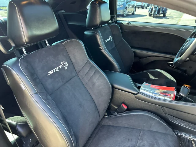 SEMINUEVOS DODGE Challenger a Estados en autogozo