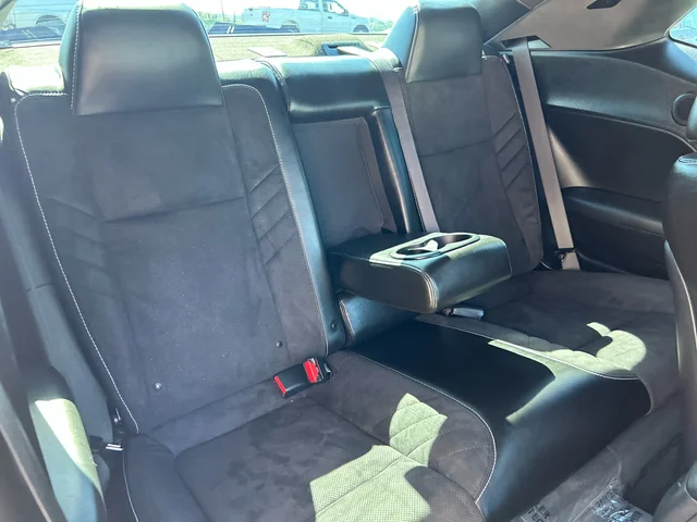 SEMINUEVOS DODGE Challenger a Estados en autogozo