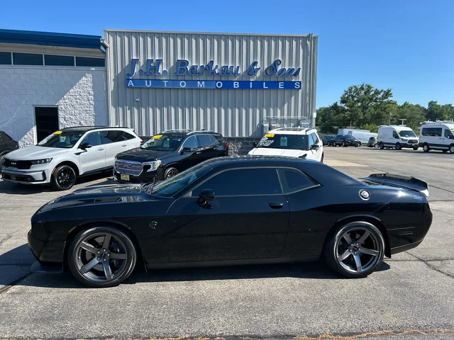 SEMINUEVOS DODGE Challenger a Estados en autogozo