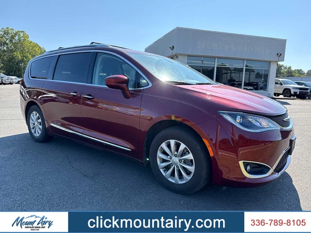 SEMINUEVOS CHRYSLER Pacifica at Matthews in Liberty Buick GMC