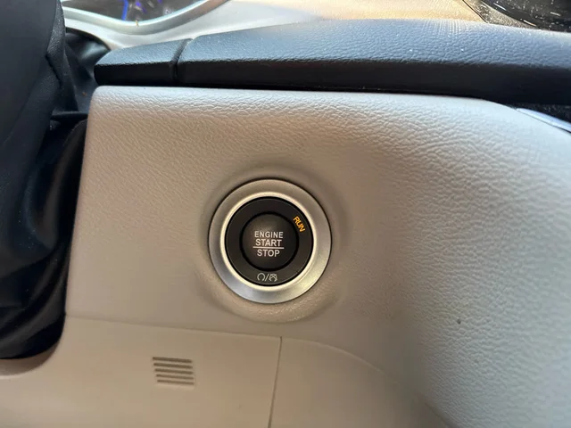 SEMINUEVOS CHRYSLER Pacifica at Matthews in Liberty Buick GMC