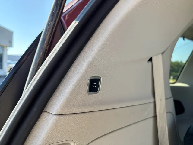 SEMINUEVOS CHRYSLER Pacifica at Matthews in Liberty Buick GMC